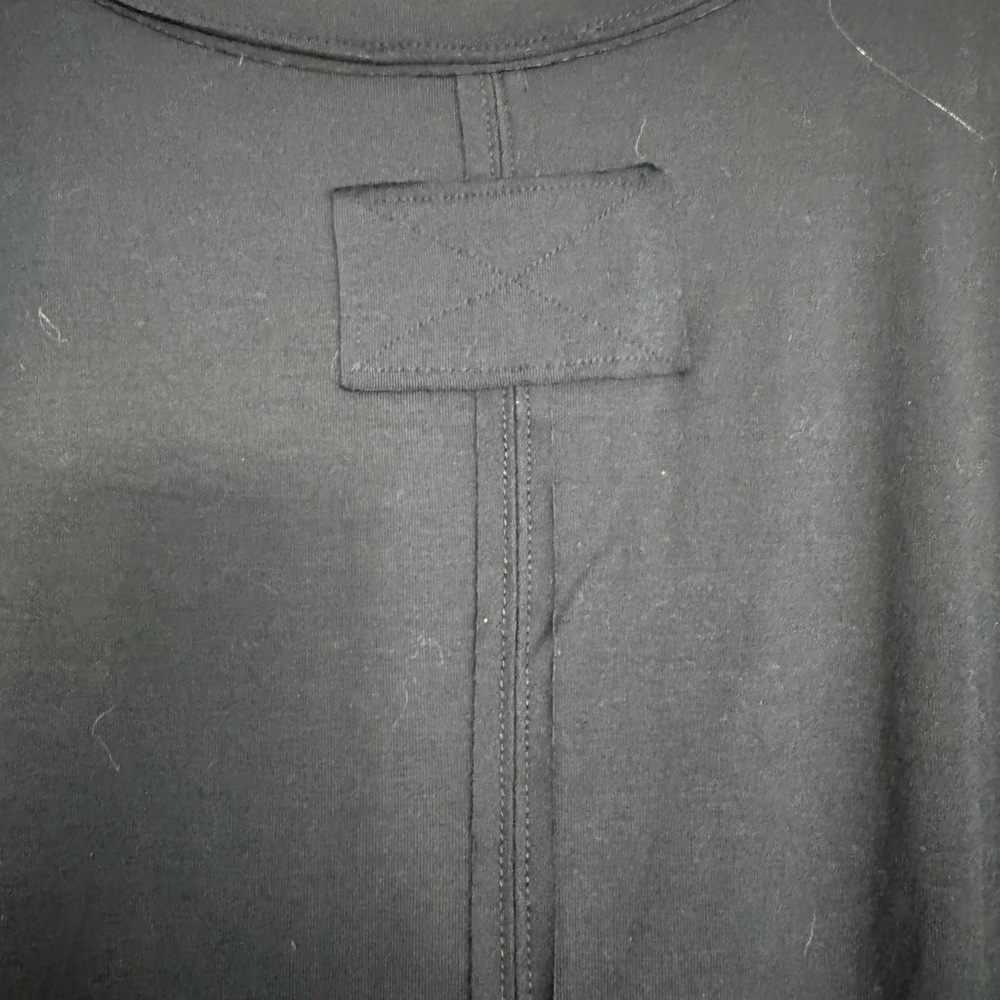 NWOT - WE THE FREE / Black V-Neck Long Sleeve Top - Picture 4 of 6
